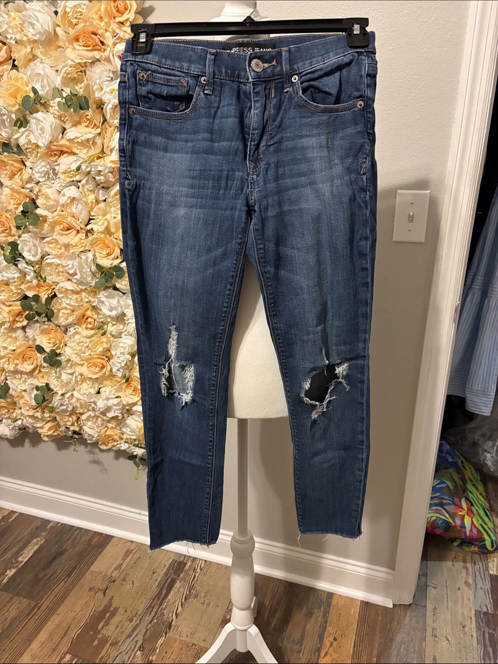 Express Light Blue Ankle Legging Jeans